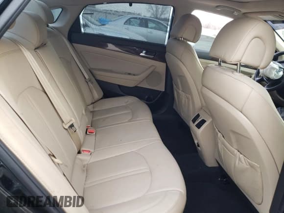 ✅ 2017 Hyundai Sonata Sport • VIN: 5NPE34AF7HH549135 • Lot: 43104283. Listed on Copart with 44,782 mi. Free auction sales archive from the USA and detailed vehicle history report at DreamBid. Image 10.