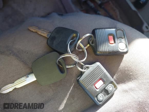 ✅ 2001 Ford Escape XLS Value • VIN: 1FMYU02B51KE85887 • Лот: 43350895. Опубликован ранее на IAAI с пробегом 187 324 миль. Бесплатный доступ к архиву аукционных продаж из США и подробный отчёт об истории автомобиля на DreamBid. Изображение 11.