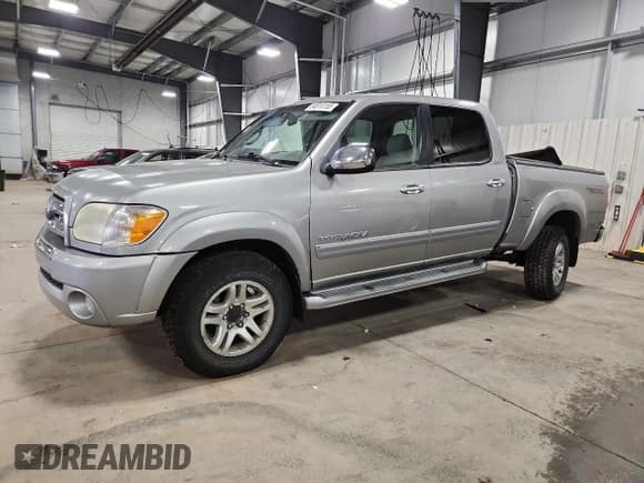 ✅ 2005 Toyota Tundra SR5 • VIN: 5TBDT44105S496305 • Lot: 84610155. Listed on Copart with 194,581 mi. Free auction sales archive from the USA and detailed vehicle history report at DreamBid. Image 1.