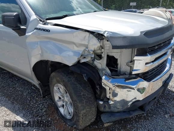 2021 Chevrolet Silverado 1500 LT z VIN 1GCPYDEK3MZ118697, wystawiony jako IAAI lot #43032451 z przebiegiem 59 529 mil mil oraz . Historia ofert i sprzedaży dostępna na DreamBid. Obrazek 6.