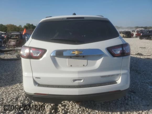 ✅ 2016 Chevrolet Traverse LS • VIN: 1GNKVFED4GJ143795 • Lot: 81003235. Wystawiony na Copart z przebiegiem 88 846 mil. Bezpłatny archiwum sprzedaży aukcyjnych z USA i szczegółowy raport historii pojazdu na DreamBid. Zdjęcie 6.