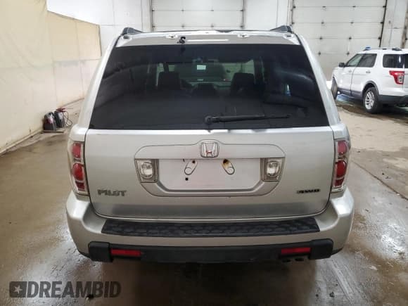 ✅ 2008 Honda Pilot EX-L • VIN: 5FNYF18628B500819 • Lot: 63230395. Wystawiony na Copart z przebiegiem 141 665 mil. Bezpłatny archiwum sprzedaży aukcyjnych z USA i szczegółowy raport historii pojazdu na DreamBid. Zdjęcie 6.