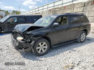 ✅ 2010 Toyota Highlander • VIN: 5TDZK3EH8AS007438 • Lot: 81055975. Listed on Copart with 221,230 mi. Free auction sales archive from the USA and detailed vehicle history report at DreamBid. Image 1.