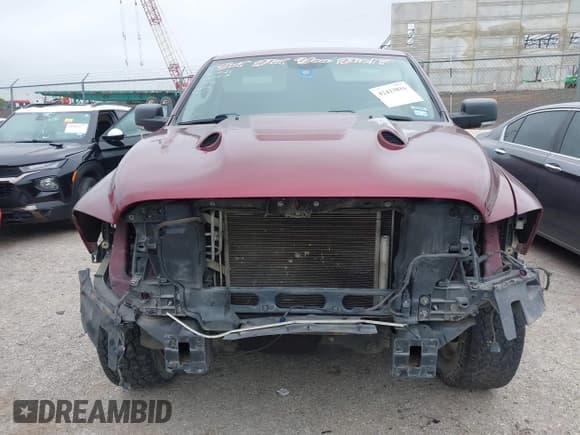 ✅ 2019 Ram 1500 Warlock • VIN: 1C6RR6LT5KS539539 • Lot: 42413816. Wystawiony na IAAI z przebiegiem 199 242 mil. Bezpłatny archiwum sprzedaży aukcyjnych z USA i szczegółowy raport historii pojazdu na DreamBid. Zdjęcie 12.