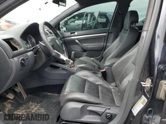 ✅ 2008 Volkswagen Golf GTI • VIN: WVWGV71K68W290326 • Lot: 59717855. Wystawiony na Copart z przebiegiem 202 363 mil. Bezpłatny archiwum sprzedaży aukcyjnych z USA i szczegółowy raport historii pojazdu na DreamBid. Zdjęcie 7.