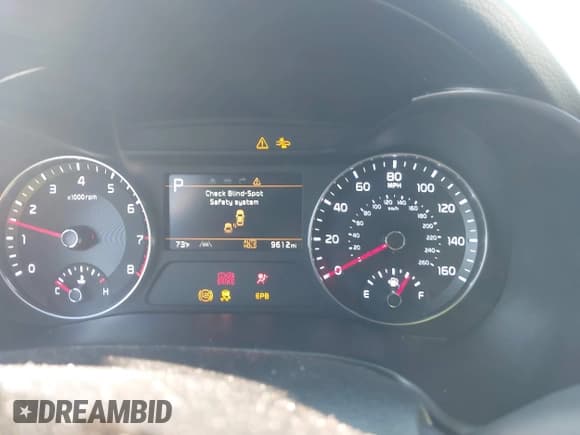 ✅ 2024 Kia Forte GT-Line • VIN: 3KPF54AD8RE737553 • Lot: 43431336. Listed on IAAI with 9,612 mi. Free auction sales archive from the USA and detailed vehicle history report at DreamBid. Image 7.