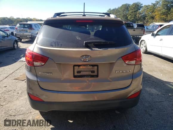 2013 Hyundai Tucson GLS z VIN KM8JU3AC9DU612128, wystawiony jako Copart lot #91513955 z przebiegiem 266 616 mil mil oraz Czysty tytuł • Clean title. Historia ofert i sprzedaży dostępna na DreamBid. Obrazek 6.