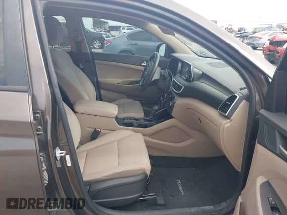 2019 Hyundai Tucson Value with VIN KM8J33A45KU047465, listed as a IAAI auction lot 42625120 with 136,962 mi miles and . Bid and sale history available at DreamBid. Image 5.