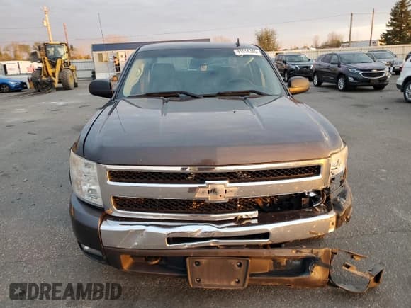 ✅ 2011 Chevrolet Silverado 1500 LT • VIN: 1GCRKSE3XBZ441598 • Лот: 91514345. Опубликован ранее на Copart с пробегом 211 388 миль. Бесплатный доступ к архиву аукционных продаж из США и подробный отчёт об истории автомобиля на DreamBid. Изображение 5.