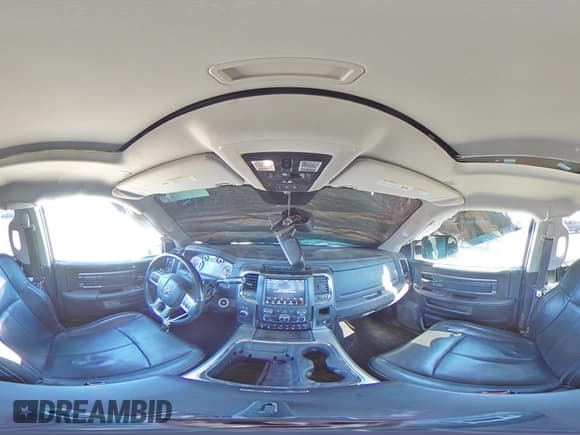 ✅ 2018 Ram 2500 Laramie • VIN: 3C6UR5FL4JG400590 • Lot: 90141745. Wystawiony na Copart z przebiegiem 77 795 mil. Bezpłatny archiwum sprzedaży aukcyjnych z USA i szczegółowy raport historii pojazdu na DreamBid. Zdjęcie 14.