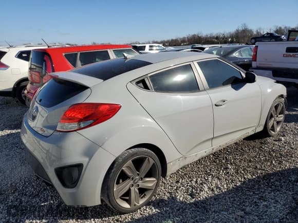✅ 2014 Hyundai Veloster Turbo • VIN: KMHTC6AE3EU201081 • Lot: 83584754. Wystawiony na Copart z przebiegiem 103 695 mil. Bezpłatny archiwum sprzedaży aukcyjnych z USA i szczegółowy raport historii pojazdu na DreamBid. Zdjęcie 3.