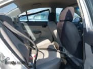 ✅ 2011 Hyundai Accent GLS • VIN: KMHCN4AC3BU608827 • Лот: 41994266. Опубликован ранее на IAAI с пробегом 226 912 миль. Бесплатный доступ к архиву аукционных продаж из США и подробный отчёт об истории автомобиля на DreamBid. Изображение 8.