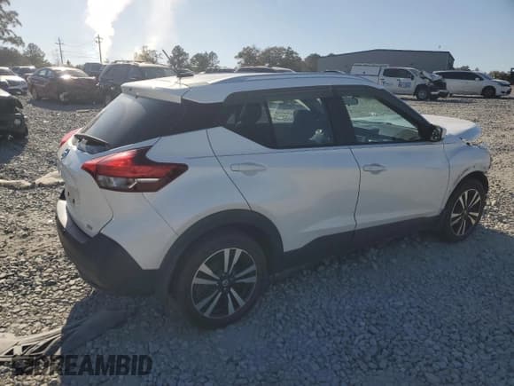 ✅ 2020 Nissan Kicks SV • VIN: 3N1CP5CV4LL495178 • Lot: 92984685. Listed on Copart with 98,630 mi. Free auction sales archive from the USA and detailed vehicle history report at DreamBid. Image 3.