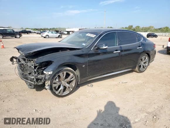 ✅ 2017 Infiniti Q70 3.7 • VIN: JN1BY1PP4HM170413 • Лот: 80794755. Опубликован ранее на Copart с пробегом 93 570 миль. Бесплатный доступ к архиву аукционных продаж из США и подробный отчёт об истории автомобиля на DreamBid. Изображение 1.