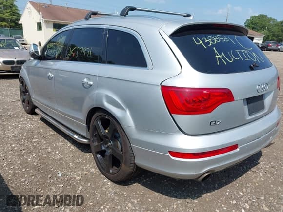✅ 2008 Audi Q7 Premium • VIN: WA1EV74L58D016004 • Lot: 42966519. Wystawiony na IAAI z przebiegiem Nie podano. Bezpłatny archiwum sprzedaży aukcyjnych z USA i szczegółowy raport historii pojazdu na DreamBid. Zdjęcie 3.