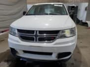 ✅ 2015 Dodge Journey American Value • VIN: 3C4PDCAB8FT614472 • Lot: 71176615. Wystawiony na Copart z przebiegiem 199 544 mil. Bezpłatny archiwum sprzedaży aukcyjnych z USA i szczegółowy raport historii pojazdu na DreamBid. Zdjęcie 5.