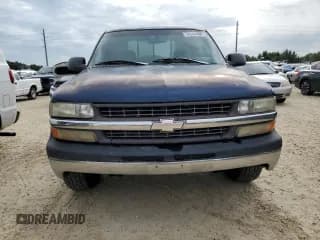 ✅ 2000 Chevrolet Silverado 1500 • VIN: 1GCEC14W5YE230309 • Лот: 74747484. Опубликован ранее на Copart с пробегом Не указан. Бесплатный доступ к архиву аукционных продаж из США и подробный отчёт об истории автомобиля на DreamBid. Изображение 5.