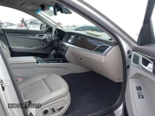 ✅ 2016 Hyundai Genesis 3.8L • VIN: KMHGN4JE3GU136073 • Lot: 41287233. Wystawiony na IAAI z przebiegiem 33 112 mil. Bezpłatny archiwum sprzedaży aukcyjnych z USA i szczegółowy raport historii pojazdu na DreamBid. Zdjęcie 5.