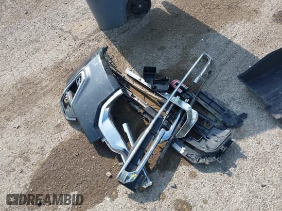 ✅ 2020 GMC Acadia SLT • VIN: 1GKKNULS8LZ154507 • Lot: 42135957. Listed on IAAI with 72,522 mi. Free auction sales archive from the USA and detailed vehicle history report at DreamBid. Image 12.