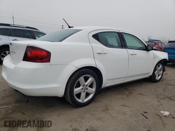 ✅ 2013 Dodge Avenger SE • VIN: 1C3CDZAB5DN664670 • Lot: 83668604. Wystawiony na Copart z przebiegiem 175 471 mil. Bezpłatny archiwum sprzedaży aukcyjnych z USA i szczegółowy raport historii pojazdu na DreamBid. Zdjęcie 3.