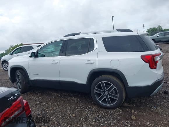 ✅ 2023 GMC Acadia SLT • VIN: 1GKKNML42PZ138438 • Lot: 42530807. Wystawiony na IAAI z przebiegiem 17 916 mil. Bezpłatny archiwum sprzedaży aukcyjnych z USA i szczegółowy raport historii pojazdu na DreamBid. Zdjęcie 14.