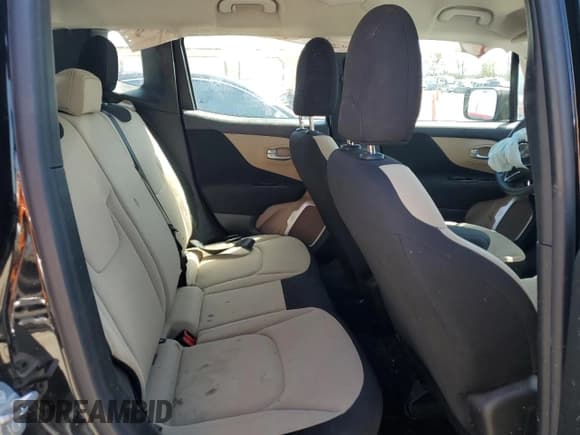 ✅ 2016 Jeep Renegade Sport • VIN: ZACCJBAW1GPD03589 • Lot: 54624635. Listed on Copart with 113,846 mi. Free auction sales archive from the USA and detailed vehicle history report at DreamBid. Image 10.