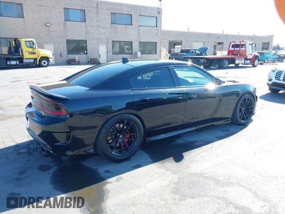 ✅ 2022 Dodge Charger Scat Pack • VIN: 2C3CDXGJ3NH199562 • Лот: 43246849. Опубликован ранее на IAAI с пробегом 19 390 миль. Бесплатный доступ к архиву аукционных продаж из США и подробный отчёт об истории автомобиля на DreamBid. Изображение 4.