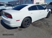✅ 2013 Dodge Charger SE • VIN: 2C3CDXBG4DH622353 • Lot: 43550359. Wystawiony na IAAI z przebiegiem 153 071 mil. Bezpłatny archiwum sprzedaży aukcyjnych z USA i szczegółowy raport historii pojazdu na DreamBid. Zdjęcie 4.