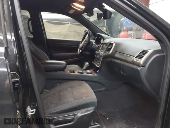 ✅ 2017 Jeep Grand Cherokee 75th Anniversary • VIN: 1C4RJEAG8HC903276 • Lot: 42000697. Listed on IAAI with 134,784 mi. Free auction sales archive from the USA and detailed vehicle history report at DreamBid. Image 5.