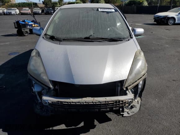 ✅ 2012 Honda Fit Sport • VIN: JHMGE8H65CC026330 • Лот: 65089355. Опубликован ранее на Copart с пробегом 177 679 миль. Бесплатный доступ к архиву аукционных продаж из США и подробный отчёт об истории автомобиля на DreamBid. Изображение 5.