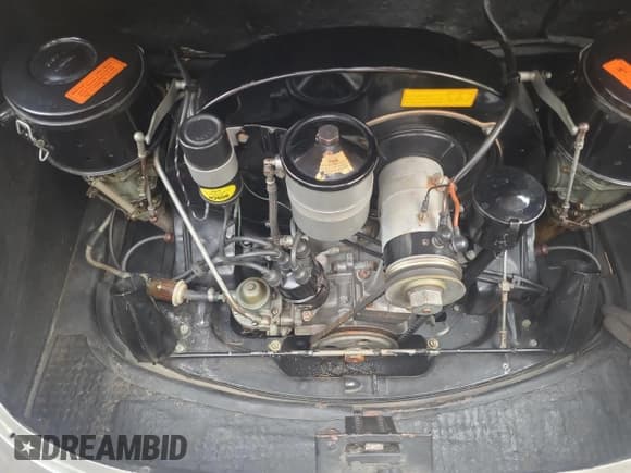 ✅ 1962 Porsche 356 • VIN: 123005 • Lot: 78872274. Wystawiony na Copart z przebiegiem 785 111 mil. Bezpłatny archiwum sprzedaży aukcyjnych z USA i szczegółowy raport historii pojazdu na DreamBid. Zdjęcie 7.