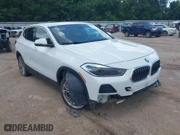 ✅ 2022 BMW X2 sDrive28i • VIN: WBXYH9C05N5U10348 • Lot: 42558102. Wystawiony na IAAI z przebiegiem 68 673 mil. Bezpłatny archiwum sprzedaży aukcyjnych z USA i szczegółowy raport historii pojazdu na DreamBid. Zdjęcie 1.