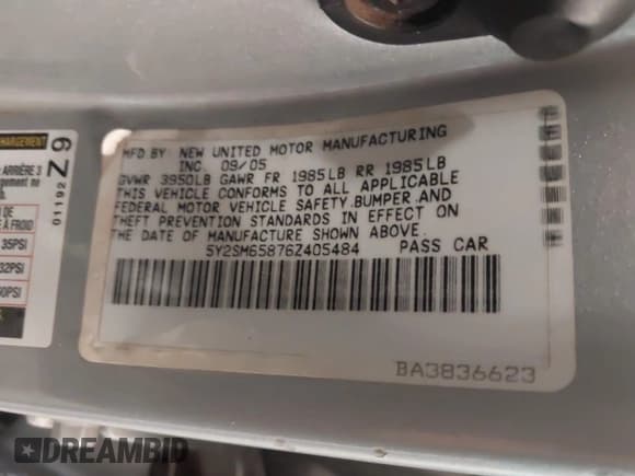 ✅ 2006 Pontiac Vibe • VIN: 5Y2SM65876Z405484 • Lot: 43144037. Listed on IAAI with 215,604 mi. Free auction sales archive from the USA and detailed vehicle history report at DreamBid. Image 9.