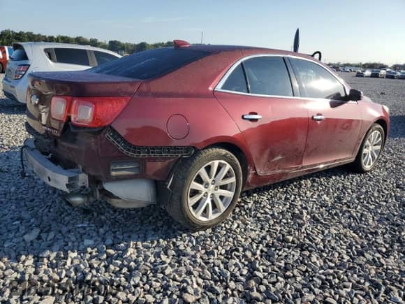 2016 Chevrolet Malibu LTZ z VIN 1G11E5SA4GF135541, wystawiony jako Copart lot #82628815 z przebiegiem 169 938 mil mil oraz Szkoda całkowita • Salvage title. Historia ofert i sprzedaży dostępna na DreamBid. Obrazek 3.