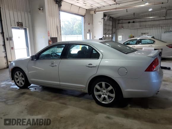 ✅ 2011 Mercury Milan Premier • VIN: 3MEHM0JG0BR602837 • Лот: 66318115. Опубликован ранее на Copart с пробегом Не указан. Бесплатный доступ к архиву аукционных продаж из США и подробный отчёт об истории автомобиля на DreamBid. Изображение 2.