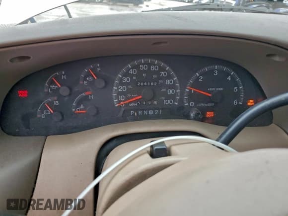 ✅ 1997 Ford Expedition XLT • VIN: 1FMEU17L9VLB43160 • Лот: 94244755. Опубликован ранее на Copart с пробегом 204 162 миль. Бесплатный доступ к архиву аукционных продаж из США и подробный отчёт об истории автомобиля на DreamBid. Изображение 9.