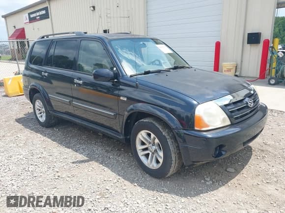 ✅ 2006 Suzuki XL7 • VIN: JS3TY92V264101711 • Lot: 42612375. Wystawiony na IAAI z przebiegiem 227 172 mil. Bezpłatny archiwum sprzedaży aukcyjnych z USA i szczegółowy raport historii pojazdu na DreamBid. Zdjęcie 1.