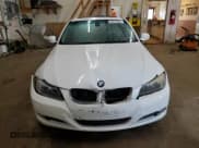 ✅ 2010 BMW 3 Series 328i • VIN: WBAPH7G56ANM49914 • Lot: 80679605. Wystawiony na Copart z przebiegiem 99 064 mil. Bezpłatny archiwum sprzedaży aukcyjnych z USA i szczegółowy raport historii pojazdu na DreamBid. Zdjęcie 5.