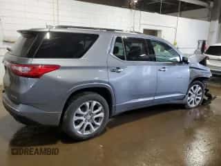 2021 Chevrolet Traverse Premier z VIN 1GNEVKKW1MJ169584, wystawiony jako Copart lot #70553155 z przebiegiem 51 297 mil mil oraz Szkoda całkowita • Salvage title. Historia ofert i sprzedaży dostępna na DreamBid. Obrazek 3.