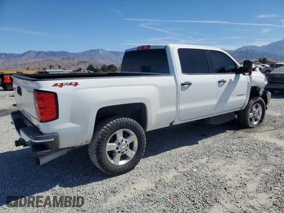 ✅ 2019 Chevrolet Silverado 2500HD Work Truck • VIN: 1GC1KREY4KF197160 • Лот: 69620905. Опубликован ранее на Copart с пробегом 113 153 миль. Бесплатный доступ к архиву аукционных продаж из США и подробный отчёт об истории автомобиля на DreamBid. Изображение 3.