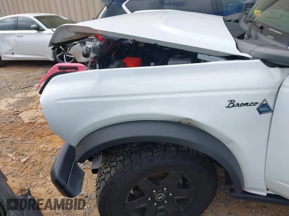 ✅ 2024 Ford Bronco Black Diamond • VIN: 1FMDE1BH7RLA71375 • Лот: 42622548. Опубликован ранее на IAAI с пробегом 18 334 миль. Бесплатный доступ к архиву аукционных продаж из США и подробный отчёт об истории автомобиля на DreamBid. Изображение 6.