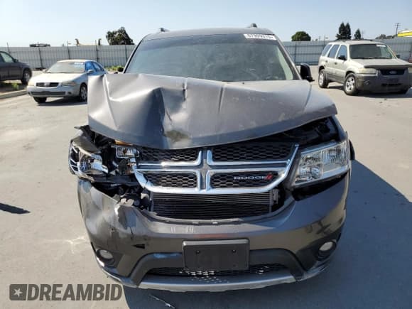 ✅ 2015 Dodge Journey Limited • VIN: 3C4PDDDG3FT554923 • Lot: 67909315. Wystawiony na Copart z przebiegiem 111 370 mil. Bezpłatny archiwum sprzedaży aukcyjnych z USA i szczegółowy raport historii pojazdu na DreamBid. Zdjęcie 5.