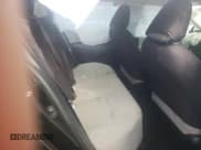 ✅ 2022 Toyota Corolla LE • VIN: 5YFEPMAE5NP328921 • Lot: 86857665. Wystawiony na Copart z przebiegiem 81 344 mil. Bezpłatny archiwum sprzedaży aukcyjnych z USA i szczegółowy raport historii pojazdu na DreamBid. Zdjęcie 10.