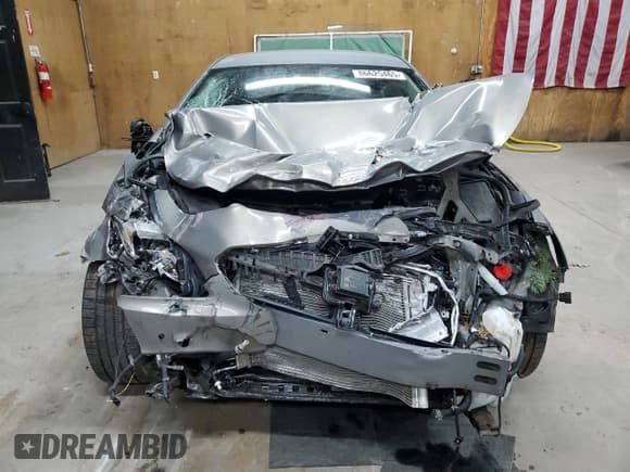 ✅ 2018 Buick LaCrosse Premium • VIN: 1G4ZR5SZ9JU100531 • Lot: 86625465. Wystawiony na Copart z przebiegiem 68 630 mil. Bezpłatny archiwum sprzedaży aukcyjnych z USA i szczegółowy raport historii pojazdu na DreamBid. Zdjęcie 5.