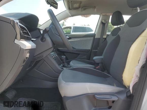 ✅ 2022 Volkswagen Taos S • VIN: 3VVAX7B23NM045172 • Лот: 59787535. Опубликован ранее на Copart с пробегом 23 536 миль. Бесплатный доступ к архиву аукционных продаж из США и подробный отчёт об истории автомобиля на DreamBid. Изображение 7.