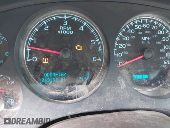 ✅ 2009 Chevrolet Silverado 1500 • VIN: 3GCEC33J79G169282 • Lot: 41387505. Wystawiony na IAAI z przebiegiem 243 182 mil. Bezpłatny archiwum sprzedaży aukcyjnych z USA i szczegółowy raport historii pojazdu na DreamBid. Zdjęcie 15.