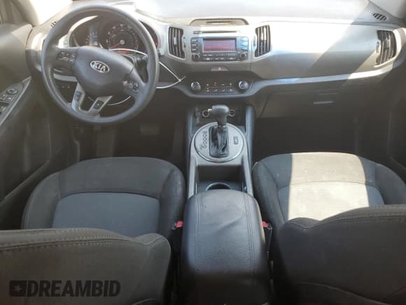 ✅ 2014 Kia Sportage LX • VIN: KNDPBCAC2E7549927 • Lot: 69737965. Listed on Copart with 172,064 mi. Free auction sales archive from the USA and detailed vehicle history report at DreamBid. Image 8.