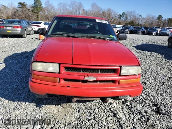 ✅ 2002 Chevrolet S-10 LS • VIN: 1GCCS19W828103918 • Лот: 87449334. Опубликован ранее на Copart с пробегом Не указан. Бесплатный доступ к архиву аукционных продаж из США и подробный отчёт об истории автомобиля на DreamBid. Изображение 5.