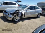 ✅ 2004 Mercedes-Benz C 320 • VIN: WDBRN64J44A634666 • Lot: 65085215. Wystawiony na Copart z przebiegiem 106 079 mil. Bezpłatny archiwum sprzedaży aukcyjnych z USA i szczegółowy raport historii pojazdu na DreamBid. Zdjęcie 1.
