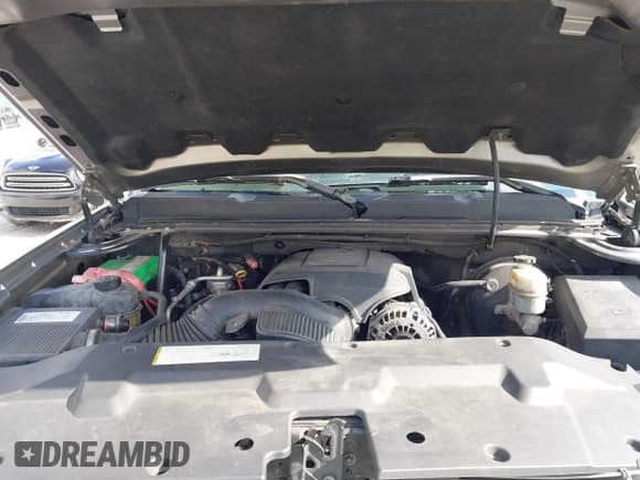 ✅ 2007 Chevrolet Silverado 1500 1LT • VIN: 3GCEC13J27G510315 • Lot: 41509767. Wystawiony na IAAI z przebiegiem 273 602 mil. Bezpłatny archiwum sprzedaży aukcyjnych z USA i szczegółowy raport historii pojazdu na DreamBid. Zdjęcie 10.